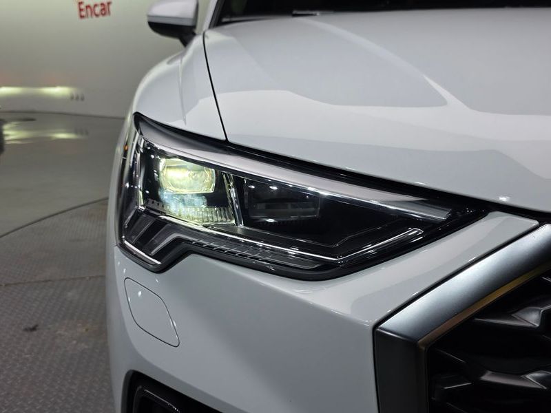 2022 Audi Q3 35 TDI Premium Sportback photo 22