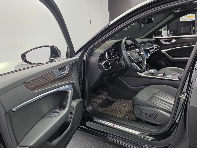 2020 Audi A6 45 TFSI Premium photo 10