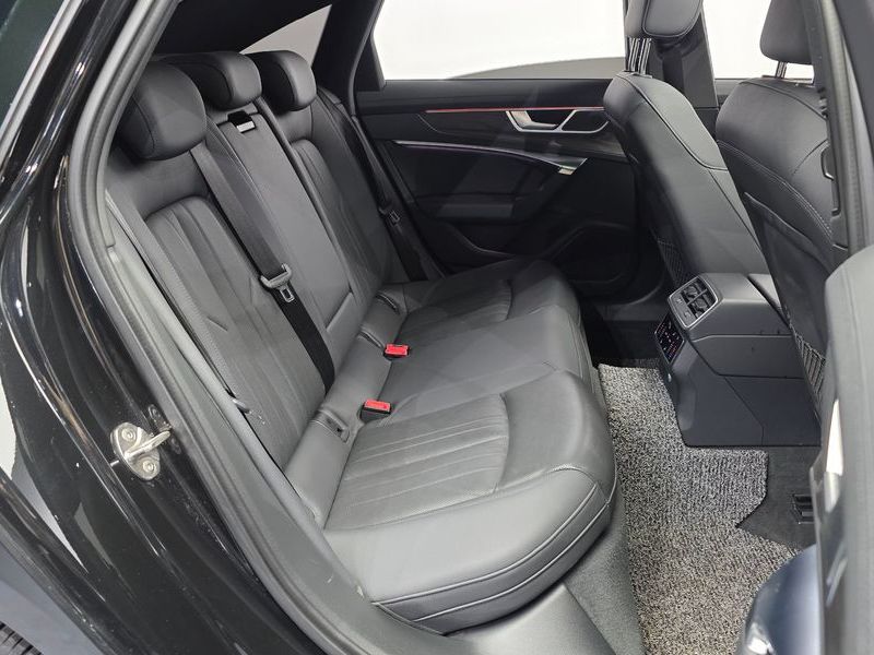 2020 Audi A6 45 TFSI Premium photo 12
