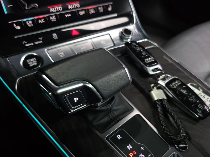 2022 Audi A6 45 TFSI Quattro Premium photo 9