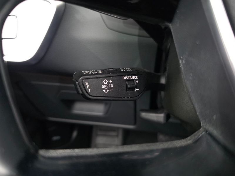2022 Audi A6 45 TFSI Quattro Premium photo 17