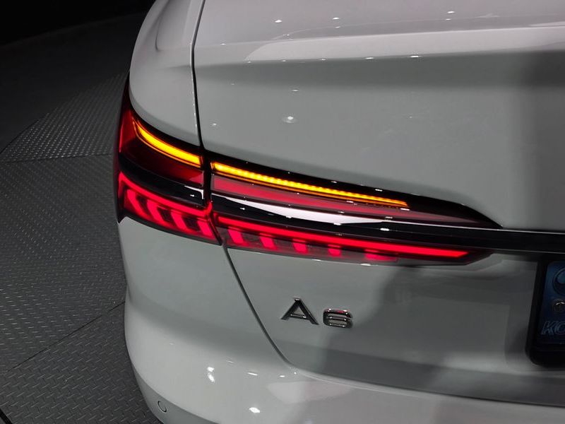 2022 Audi A6 45 TFSI Quattro Premium photo 23