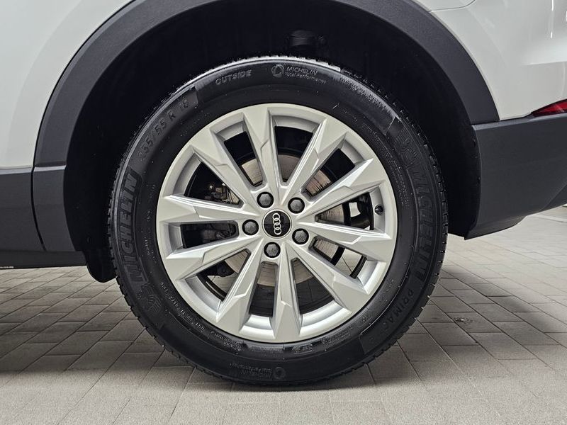 2025 Audi Q3 40 TFSI Quattro photo 21
