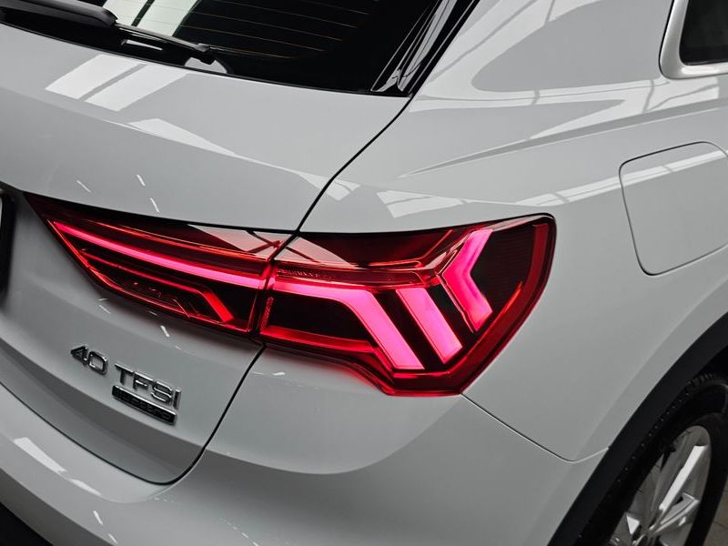 2025 Audi Q3 40 TFSI Quattro photo 23