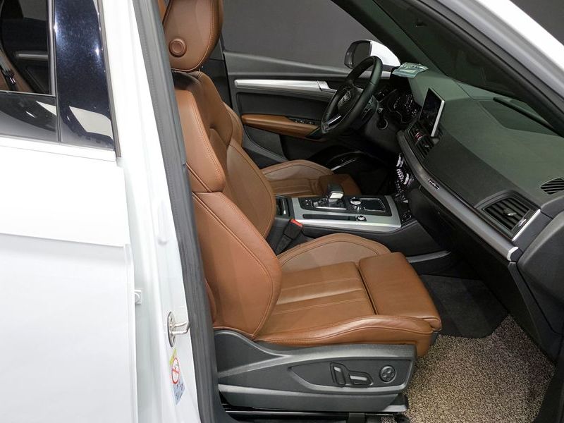 2020 Audi Q5 50 TDI Quattro Premium photo 12