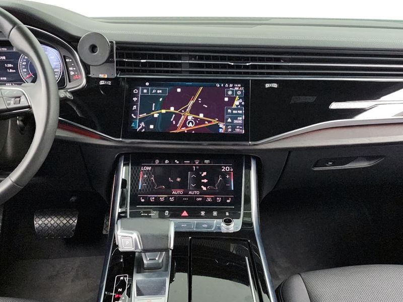 2023 Audi Q7 45 TDI Quattro photo 14