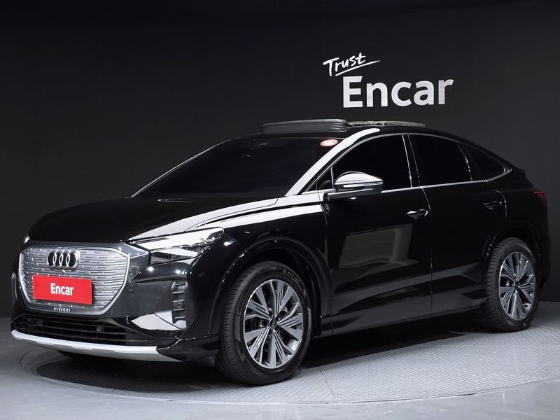 2023 Audi e-tron 40 Sportback photo 1