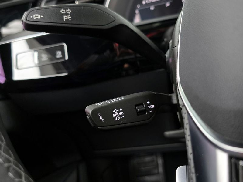 2023 Audi e-tron S Sportback photo 16
