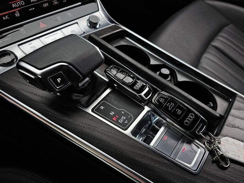 2022 Audi A6 40 TDI Premium photo 9