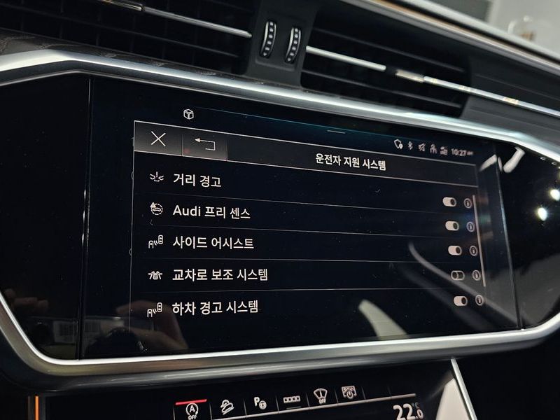 2022 Audi A6 40 TDI Premium photo 30