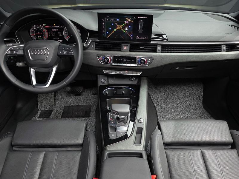 2023 Audi A4 40 TFSI Premium photo 7