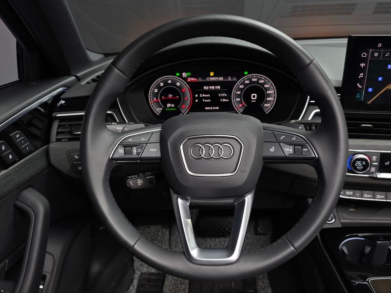 2023 Audi A4 40 TFSI Premium photo 13
