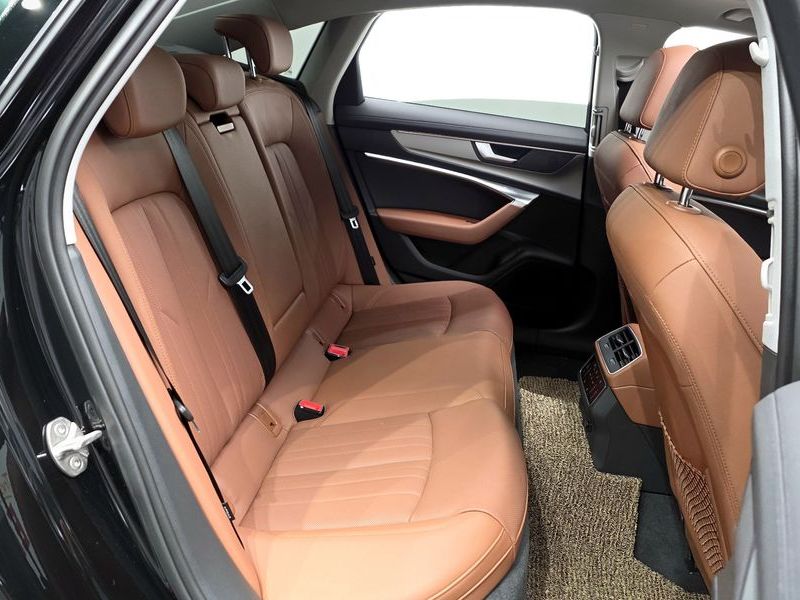 2023 Audi A6 45 TFSI photo 12