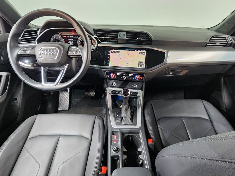 2024 Audi Q3 40 TFSI Quattro Premium photo 7