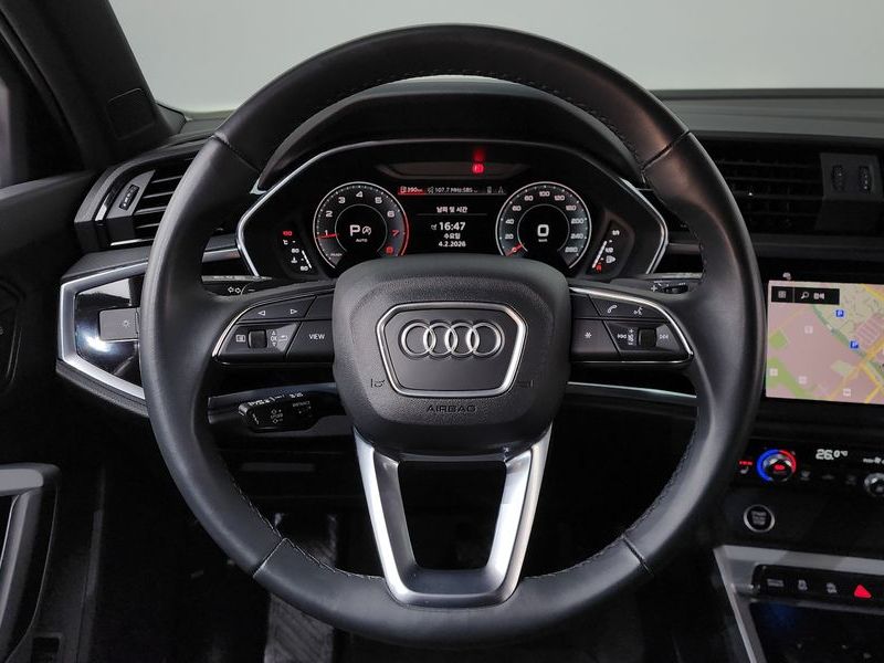 2024 Audi Q3 40 TFSI Quattro Premium photo 13