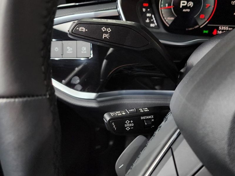 2024 Audi Q3 40 TFSI Quattro Premium photo 14