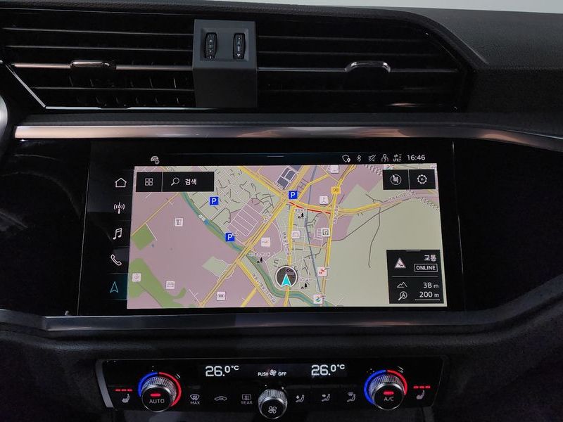 2024 Audi Q3 40 TFSI Quattro Premium photo 16
