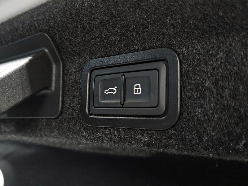 2020 Audi A6 45 TFSI Premium photo 17