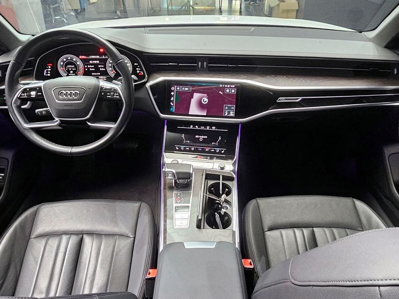 2023 Audi A6 45 TFSI Premium photo 7