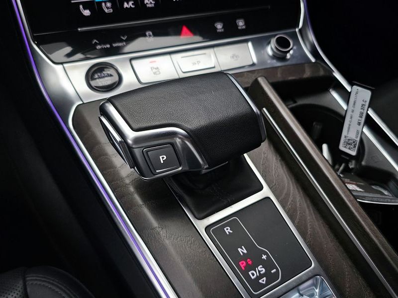 2023 Audi A6 45 TFSI Premium photo 9