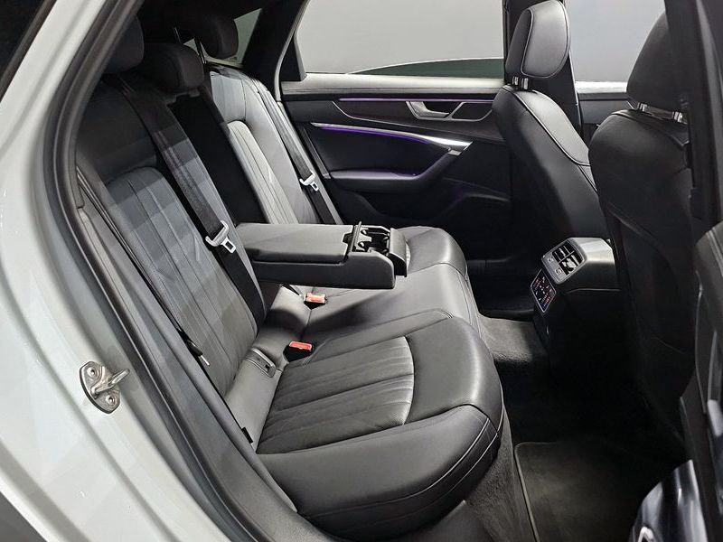 2023 Audi A6 45 TFSI Premium photo 12