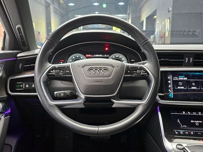 2023 Audi A6 45 TFSI Premium photo 13