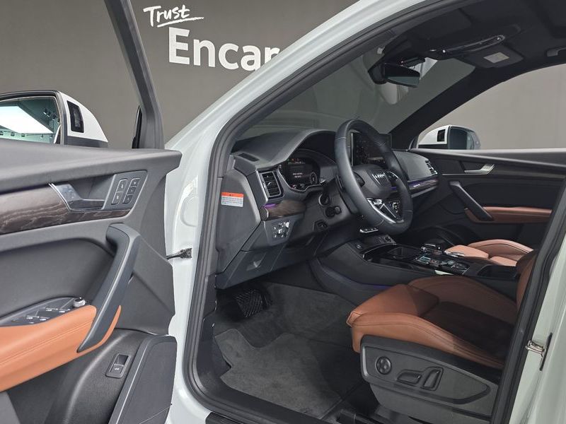 2023 Audi Q5 40 TDI Quattro Premium Sportback photo 12