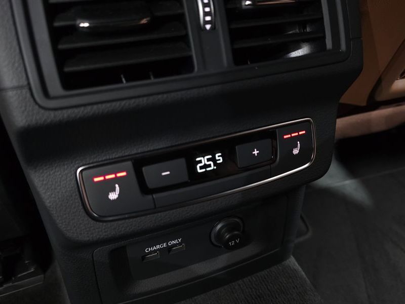 2023 Audi Q5 40 TDI Quattro Premium Sportback photo 18