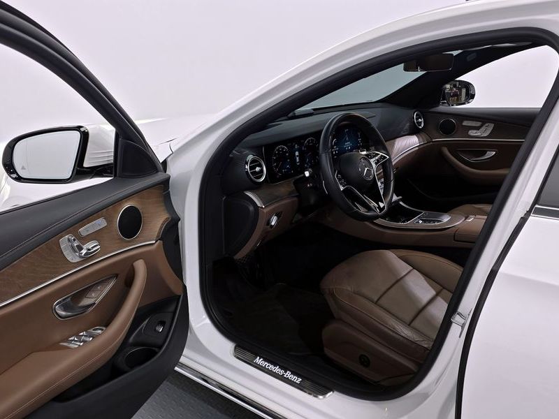 2021 Mercedes-Benz E-Class E250 Exclusive photo 10