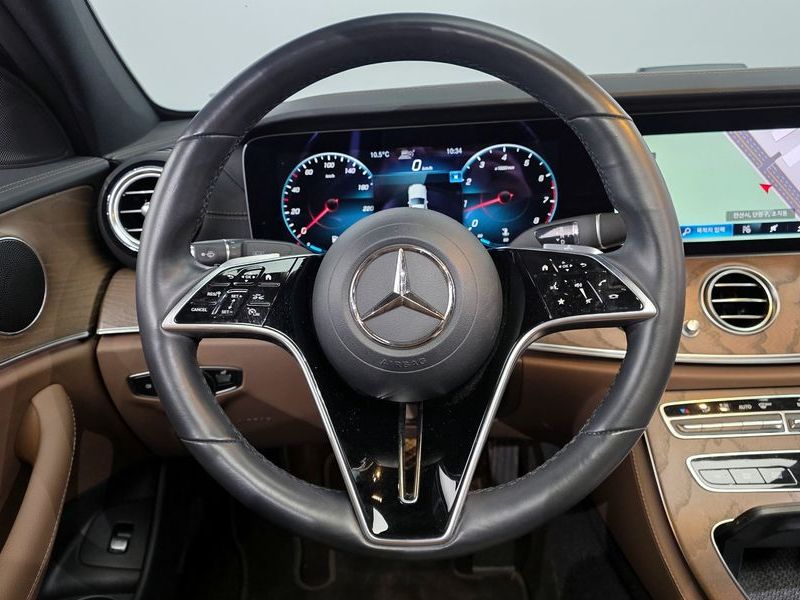 2021 Mercedes-Benz E-Class E250 Exclusive photo 13