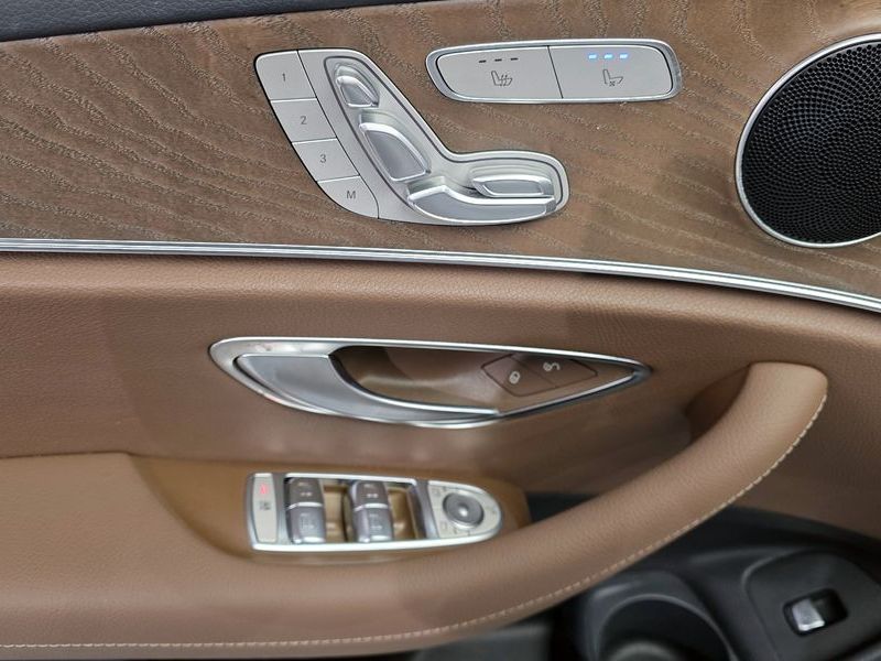 2021 Mercedes-Benz E-Class E250 Exclusive photo 14