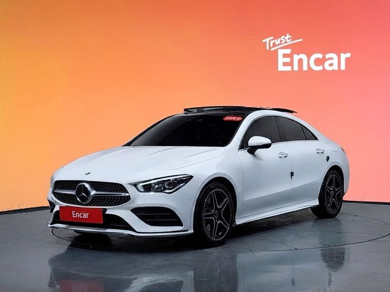 2023 Mercedes-Benz A-Class CLA250 4MATIC photo 1