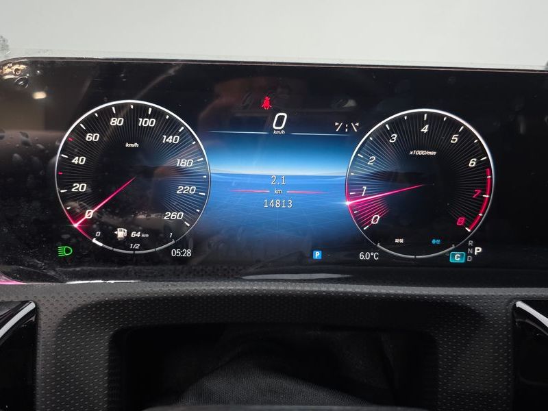 2026 Mercedes-Benz A-Class A220 Sedan photo 8