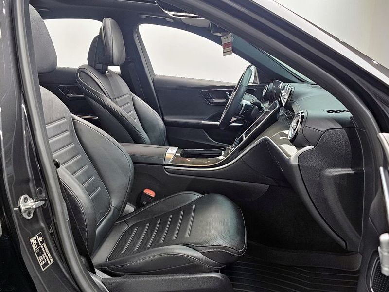 2022 Mercedes-Benz C-Class C300 AMG Line photo 10