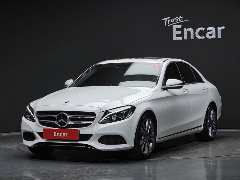 2018 Mercedes-Benz C-Class C200 Avantgarde photo 1