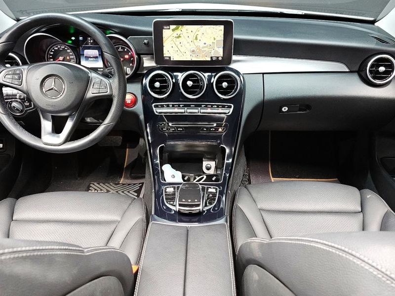 2018 Mercedes-Benz C-Class C200 Avantgarde photo 7