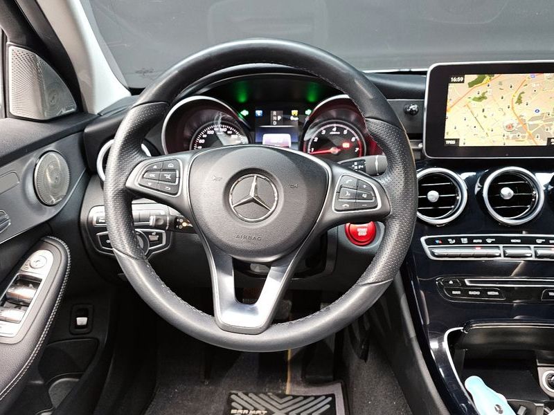 2018 Mercedes-Benz C-Class C200 Avantgarde photo 13
