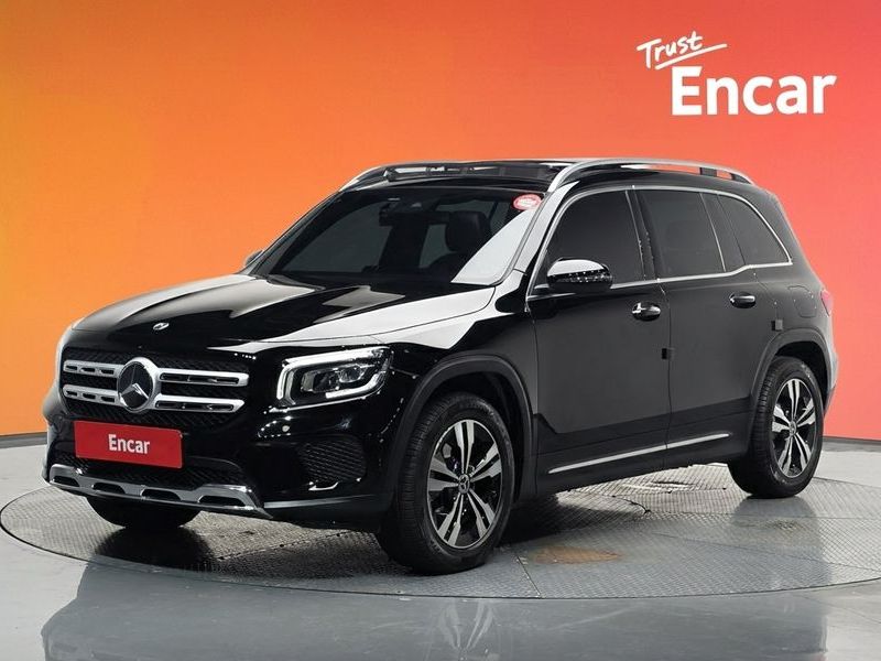 2021 Mercedes-Benz B-Class GLB220 photo 1