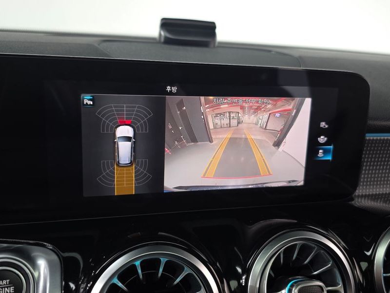 2021 Mercedes-Benz B-Class GLB220 photo 15