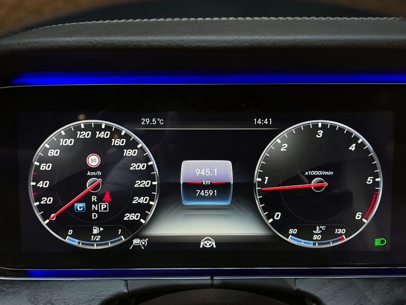 2019 Mercedes-Benz E-Class E220d Coupe photo 8