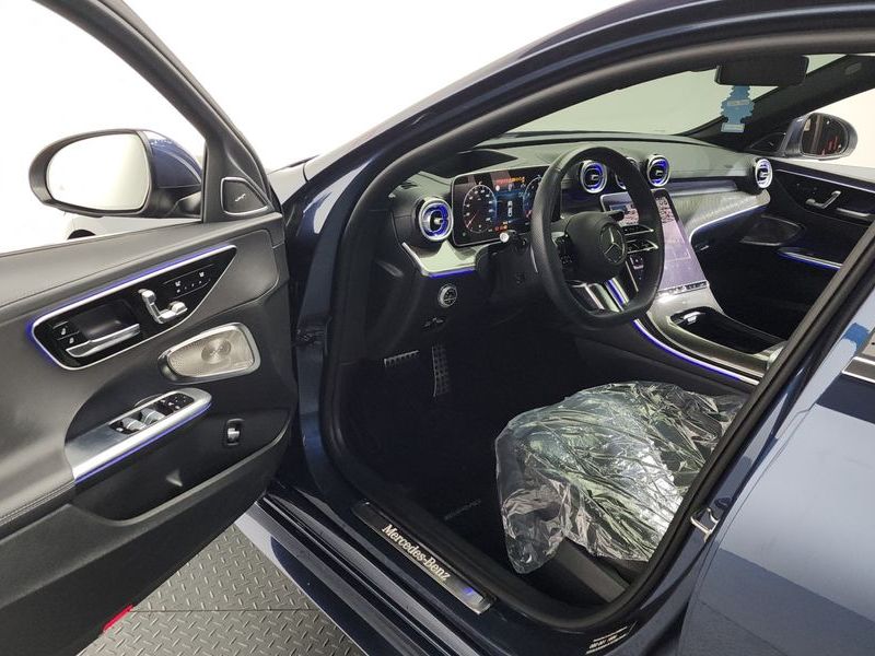 2024 Mercedes-Benz C-Class C300 4MATIC AMG Line photo 10