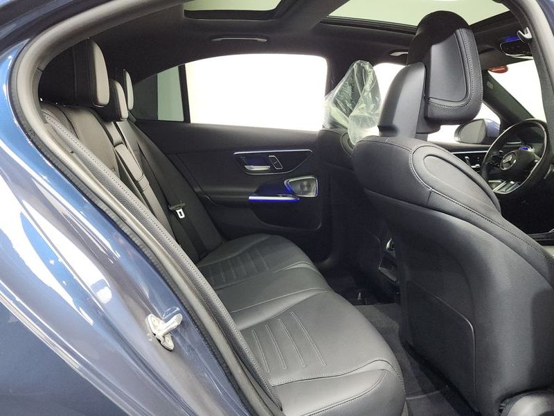 2024 Mercedes-Benz C-Class C300 4MATIC AMG Line photo 28