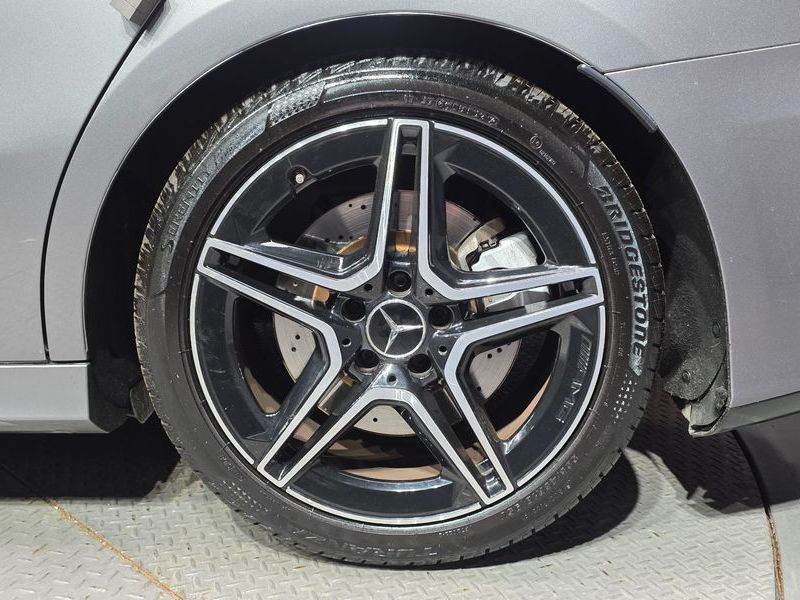 2021 Mercedes-Benz A-Class AMG A35 S AMG 4MATIC Sedan photo 21