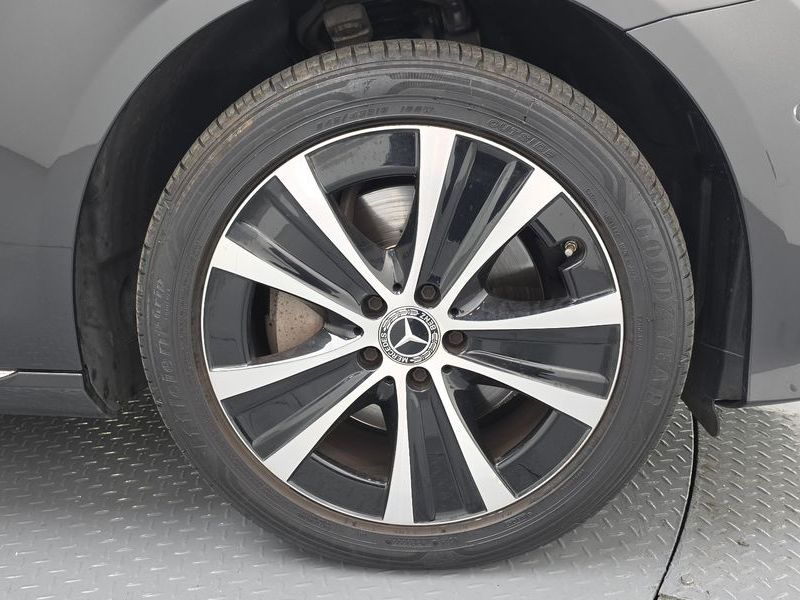 2021 Mercedes-Benz E-Class E300e 4MATIC Exclusive photo 21