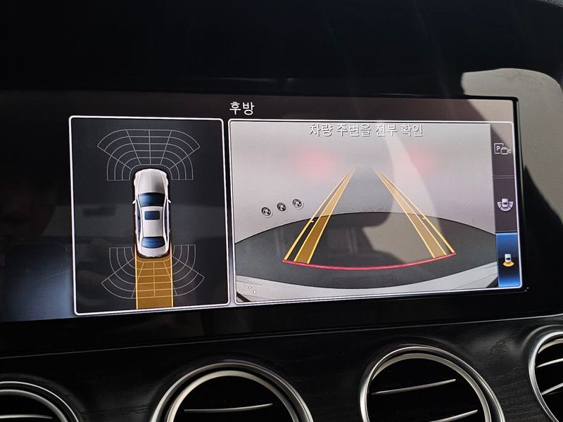 2017 Mercedes-Benz E-Class E220d 4MATIC Avantgarde photo 15