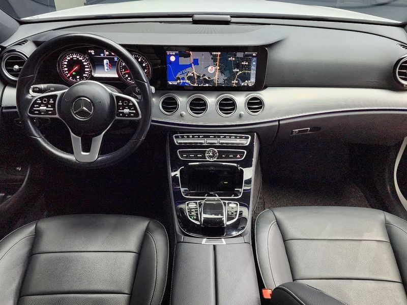 2019 Mercedes-Benz E-Class E300 Avantgarde photo 7