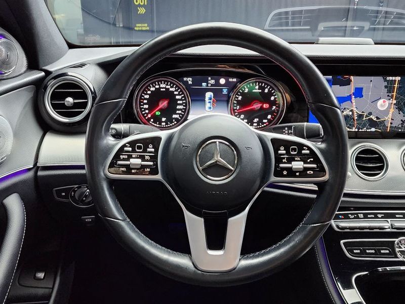2019 Mercedes-Benz E-Class E300 Avantgarde photo 13