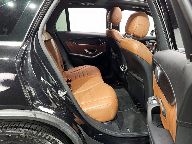 2022 Mercedes-Benz C-Class GLC300 4MATIC photo 12