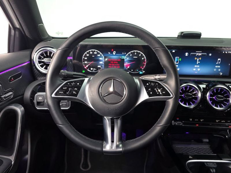 2024 Mercedes-Benz A-Class A220 Sedan photo 14