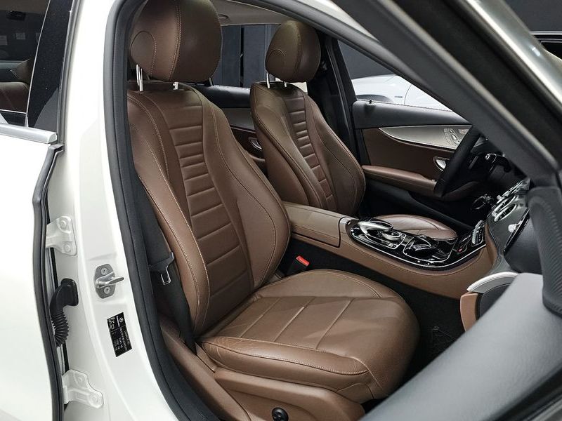 2018 Mercedes-Benz E-Class E200 Avantgarde photo 10